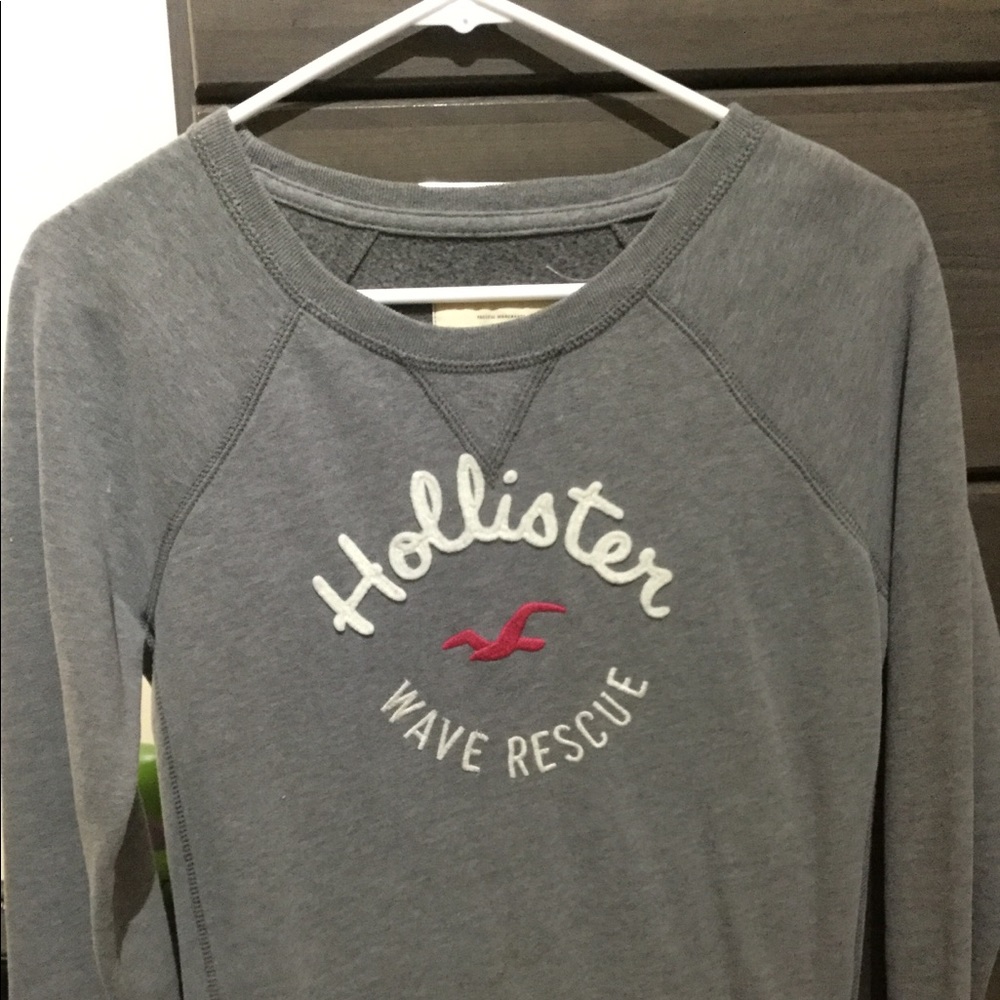 Hollister pullover sweater